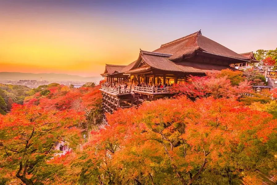KHÁM PHÁ CUNG ĐƯỜNG VÀNG : KOBE-OSAKA-KYOTO-YAMANASHI-FUJI-TOKYO-NARITA